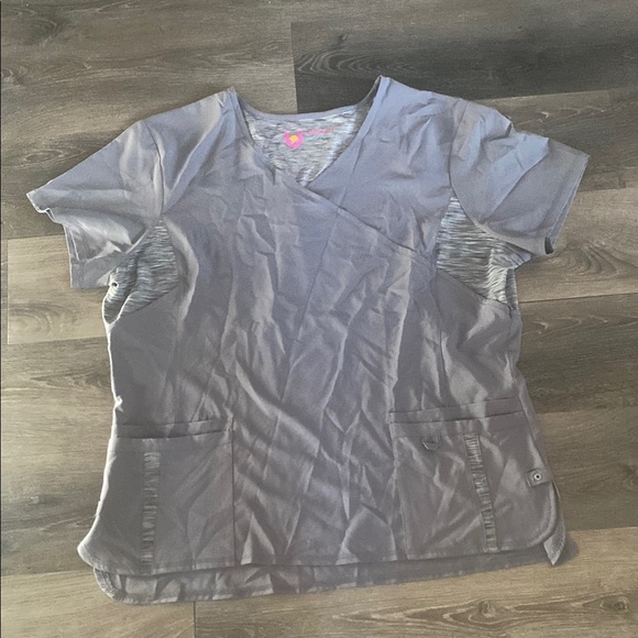 Urbane Tops - Urbane Performance Women’s Grey Scrub Top EUC 3XL